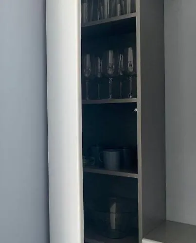 Blue Loft & 2bedrooms & Parking דירה *